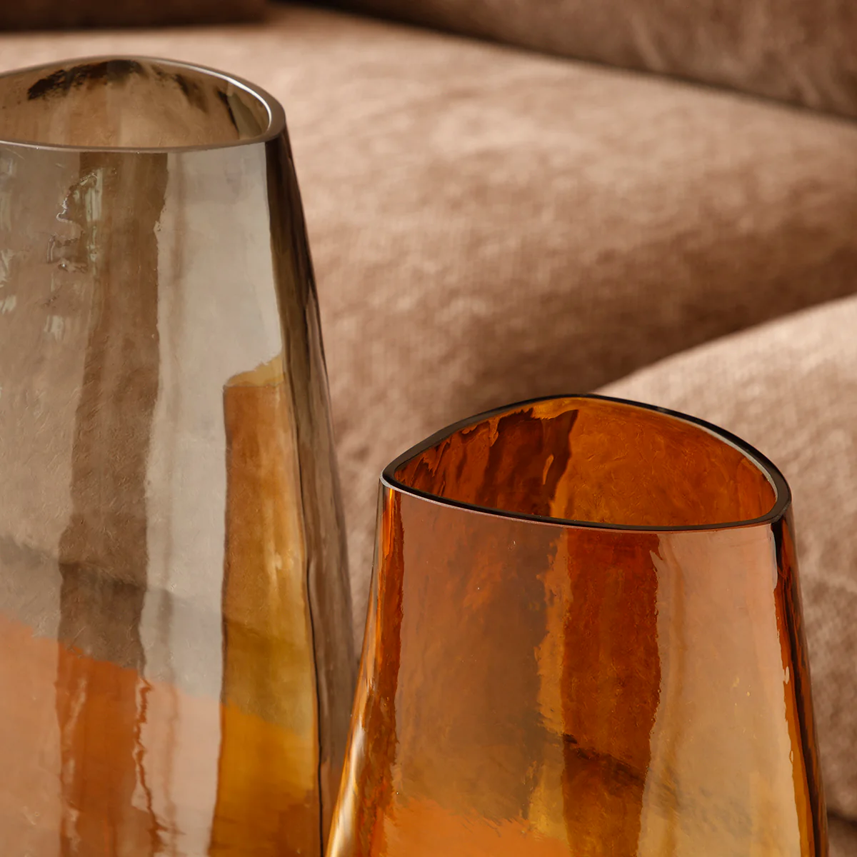 Vase Triangle Grand Format - Image 4